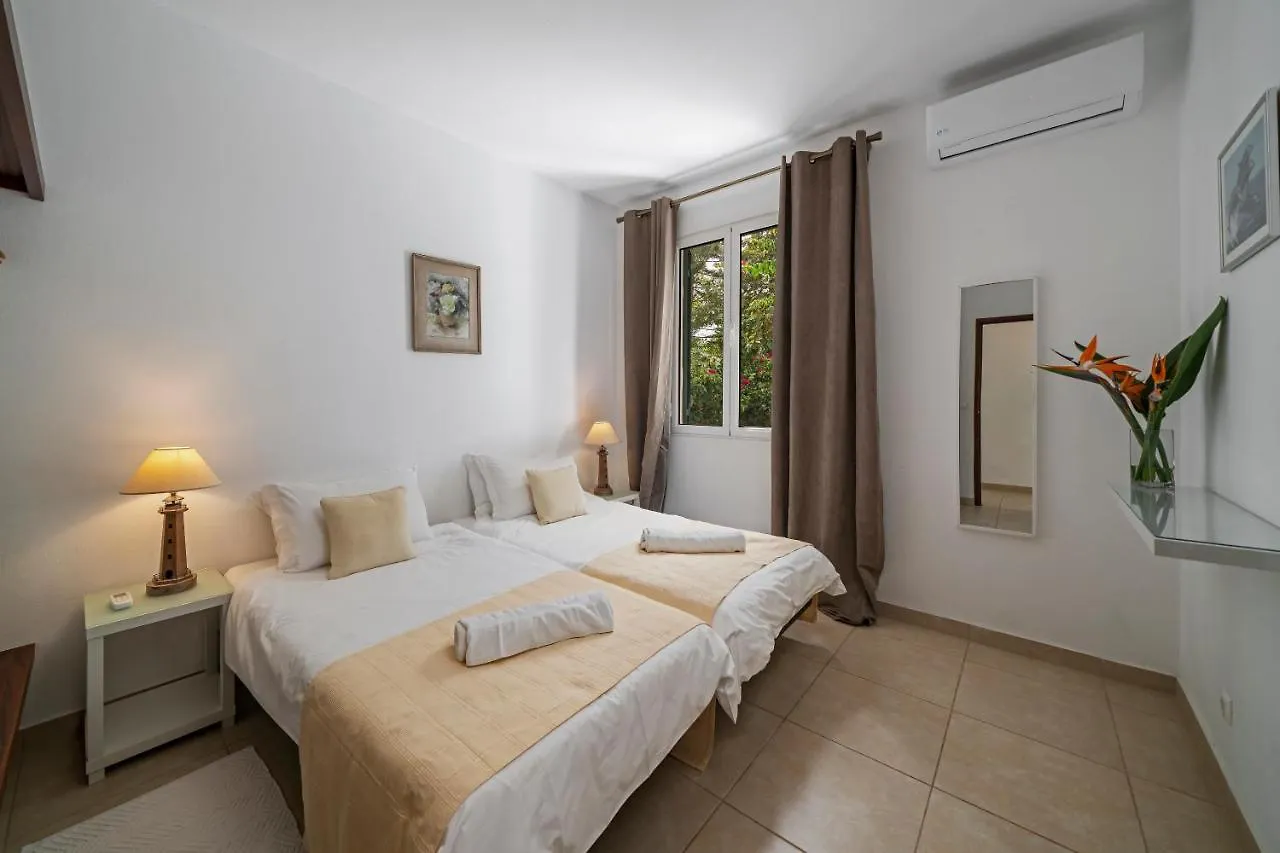 Villa Amelia Caniço